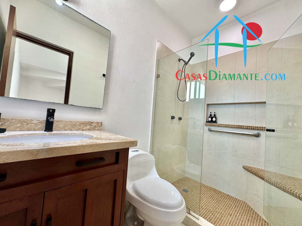 Villas Velato Joker 22 - Baño completo 1